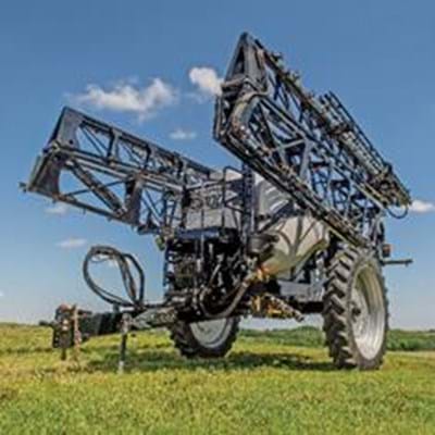 1650 SPRAYER W/ 120' BOOM
